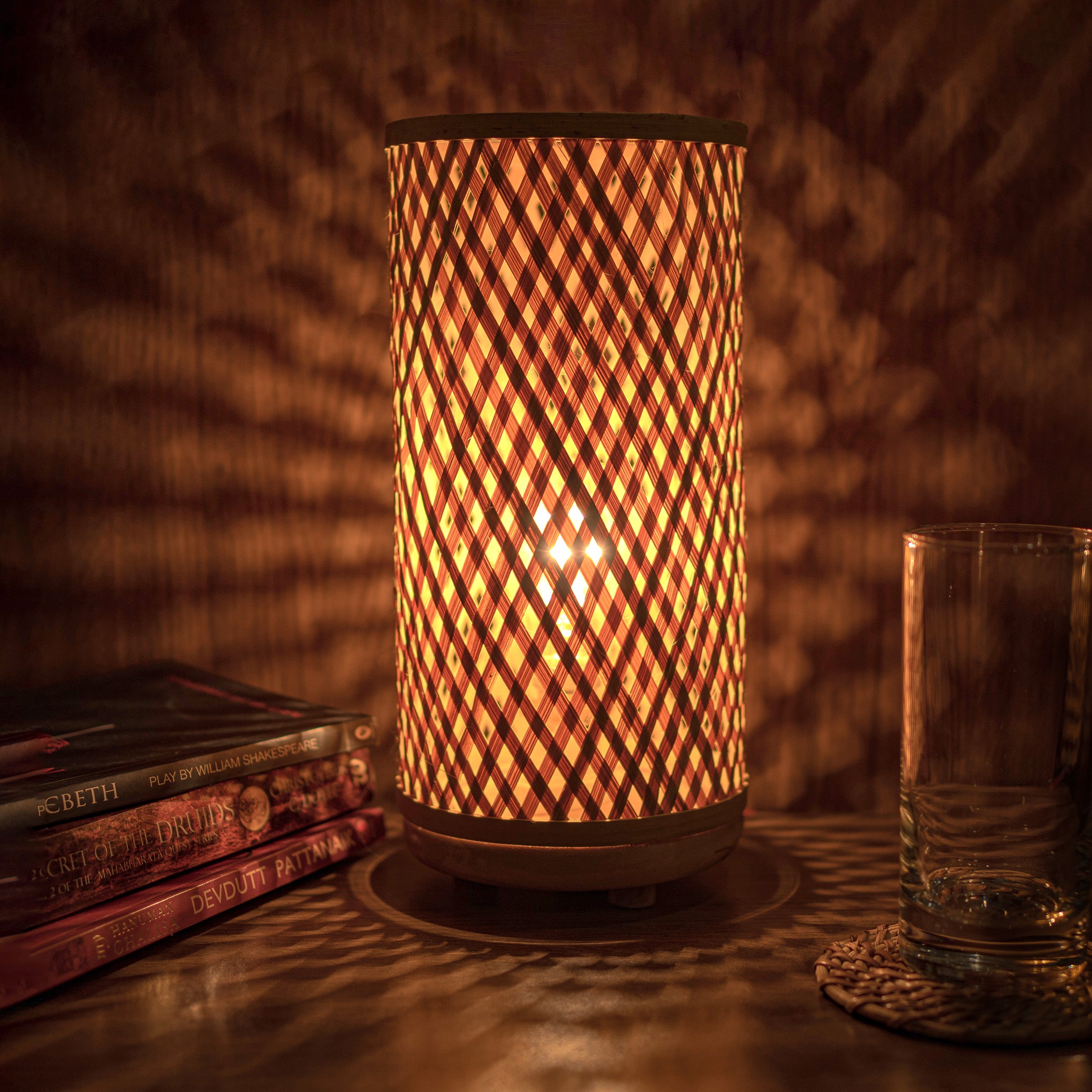 PNAR - Bamboo Table Lamp