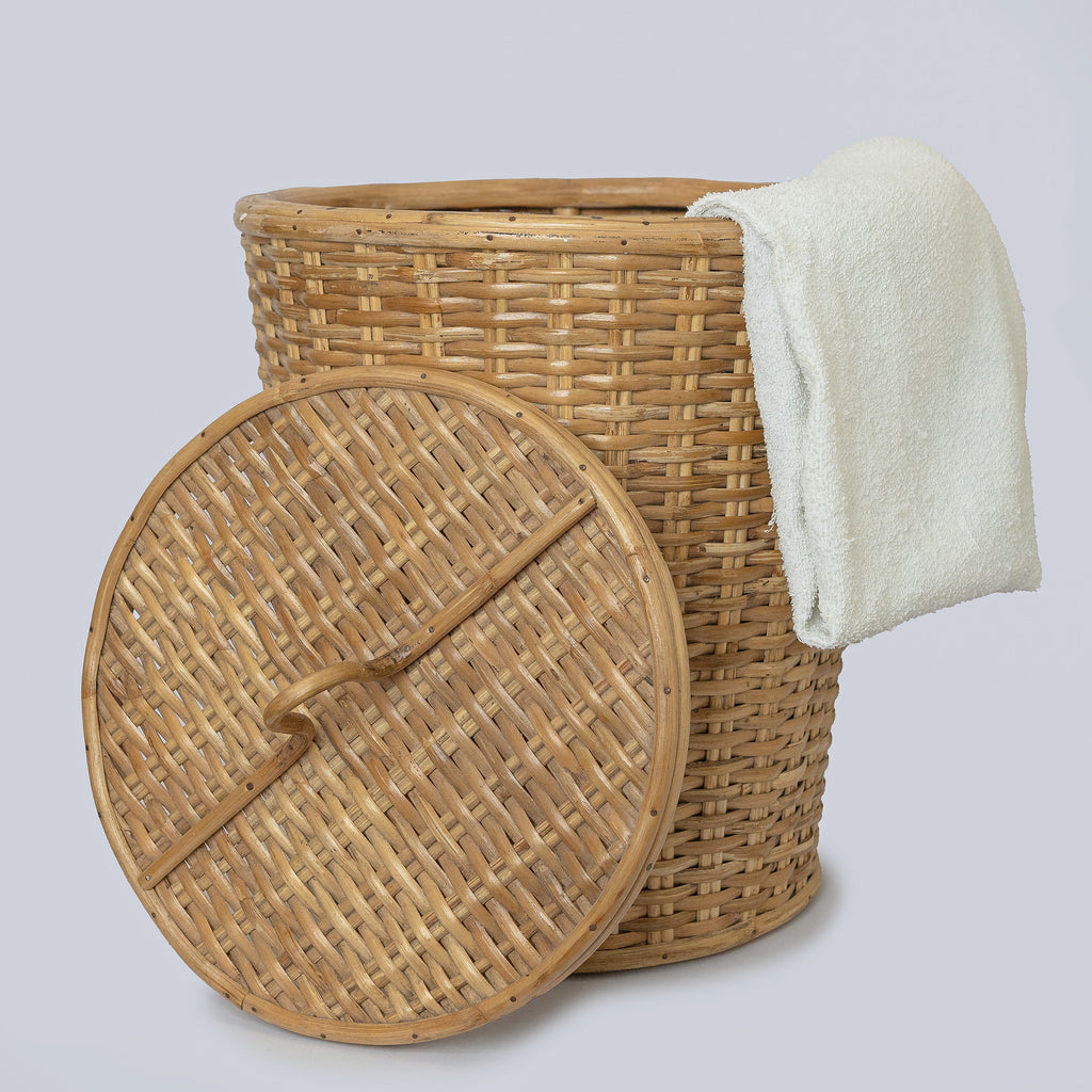 CHOTHE - Bamboo Laundry Basket with Lid